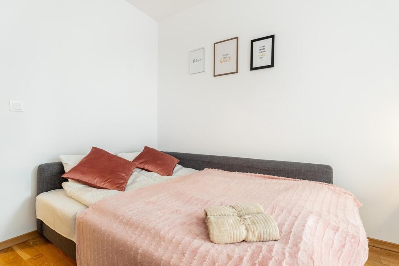 Modern 70M Apartment With Private Garden Metro Βαρσοβία Εξωτερικό φωτογραφία