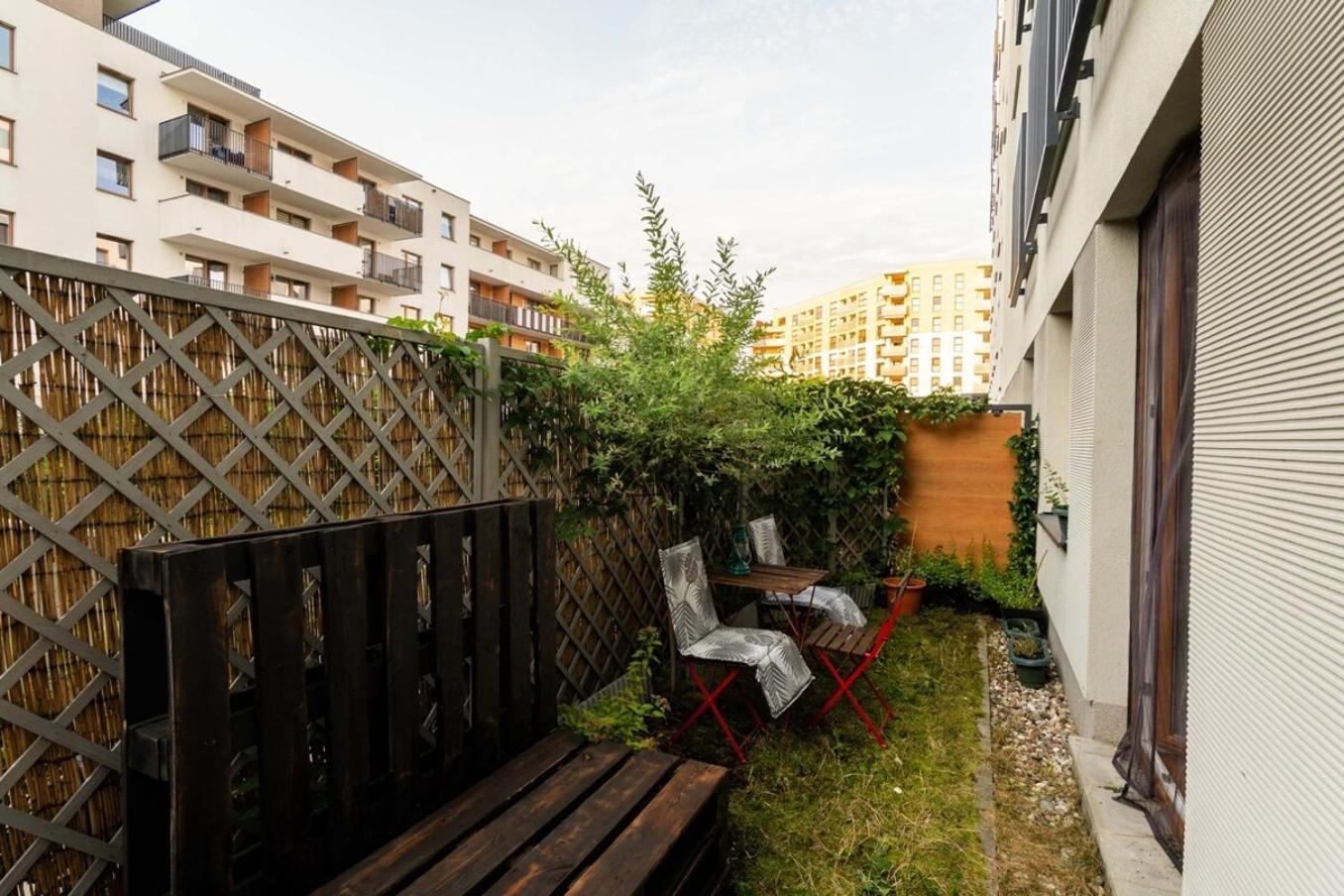 Modern 70M Apartment With Private Garden Metro Βαρσοβία Εξωτερικό φωτογραφία