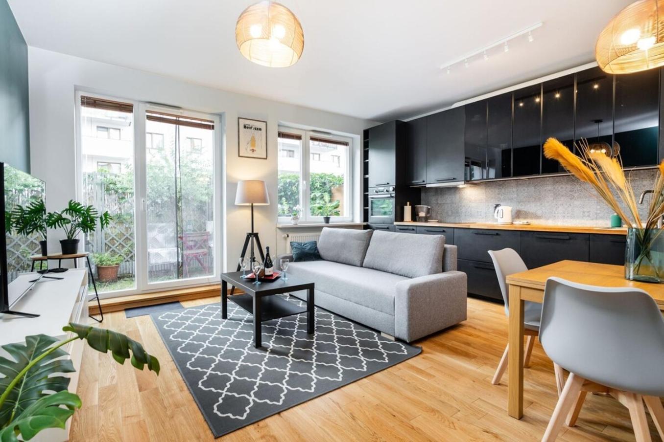 Modern 70M Apartment With Private Garden Metro Βαρσοβία Εξωτερικό φωτογραφία